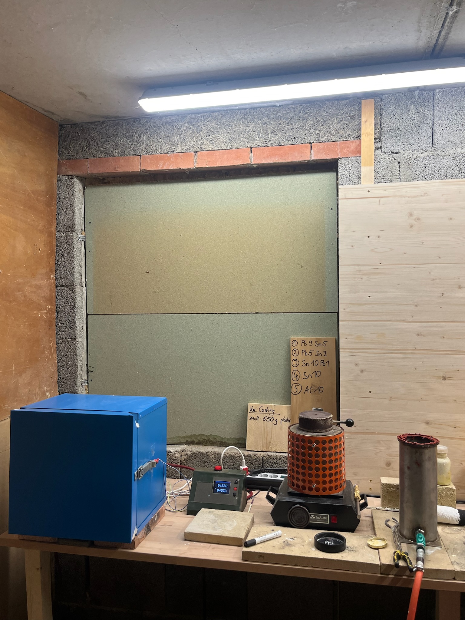 Elias's complete kiln setup
