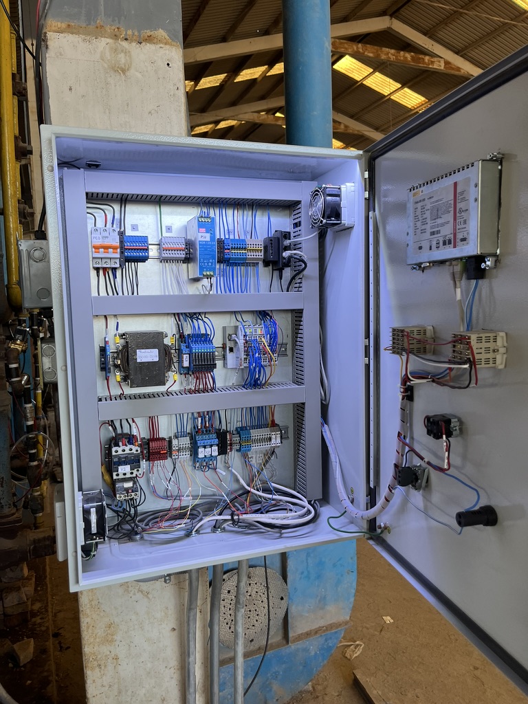 Inside the Beckhoff control panel